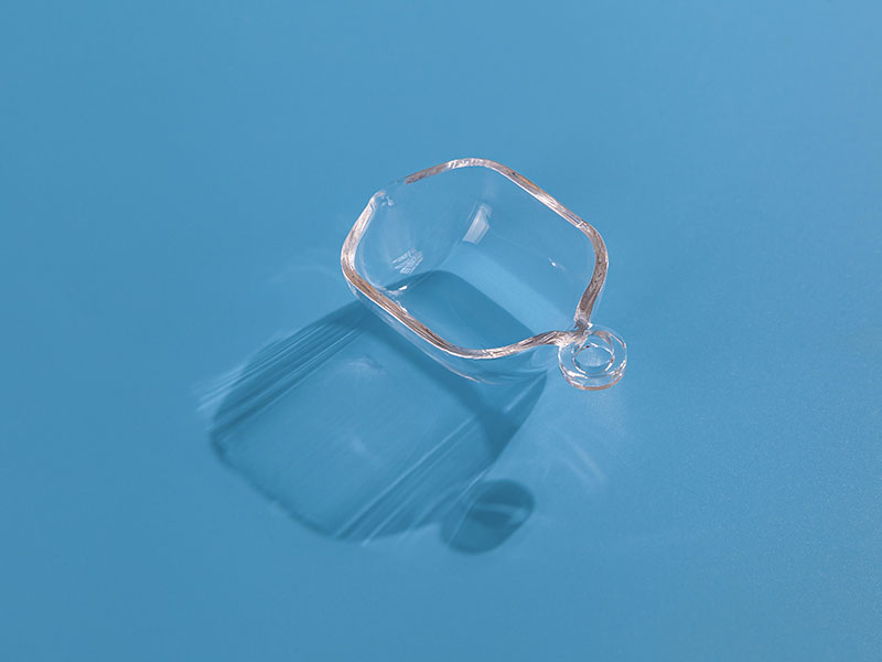 Barco de cristal de cuarzo transparente